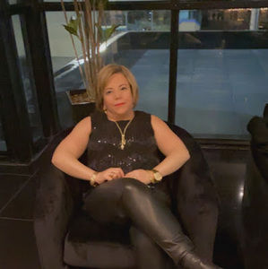 Meet your Posher, Linda